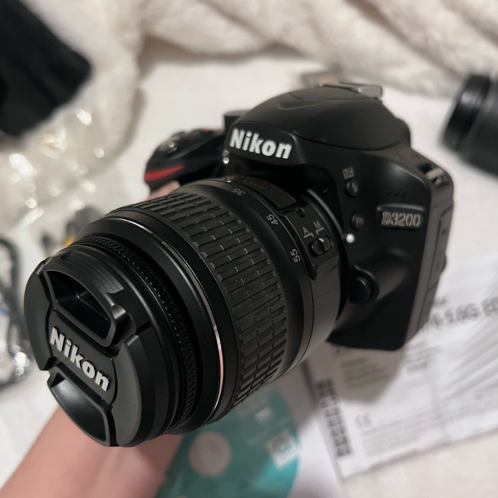 NIKON D3200